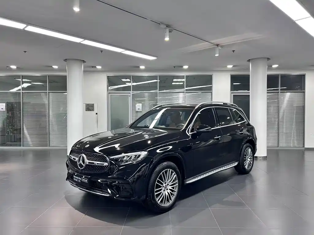 Mercedes-Benz GLC 2024 — фото 1