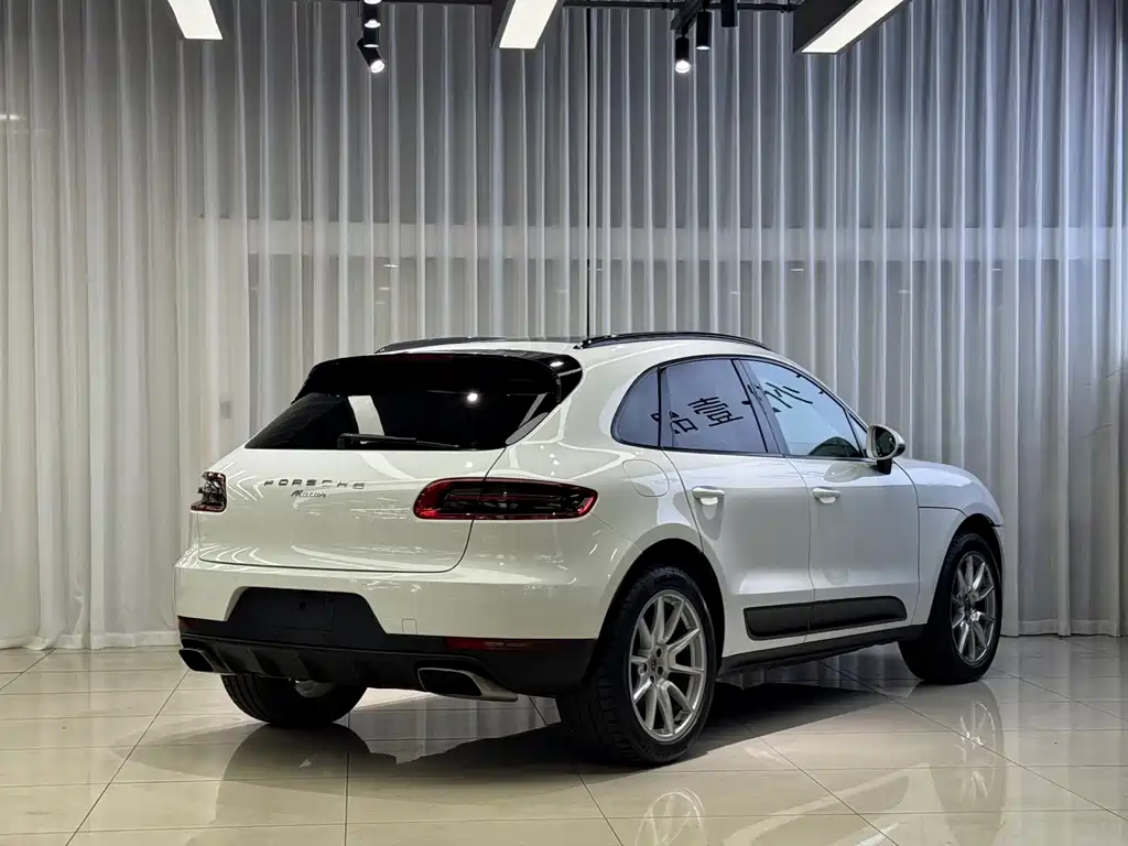 Porsche Macan 2014 — фото 15