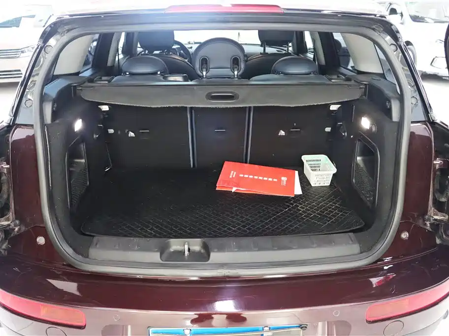 MINI Clubman 2017 — фото 24