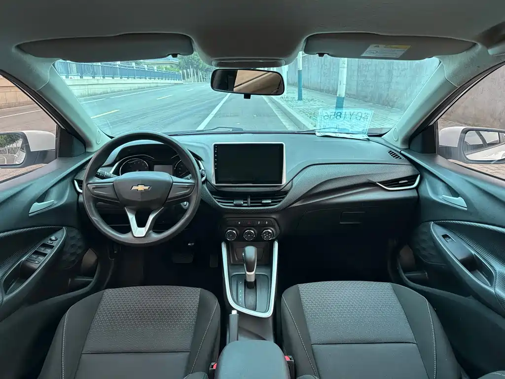 Chevrolet Cavalier 2020 — фото 13