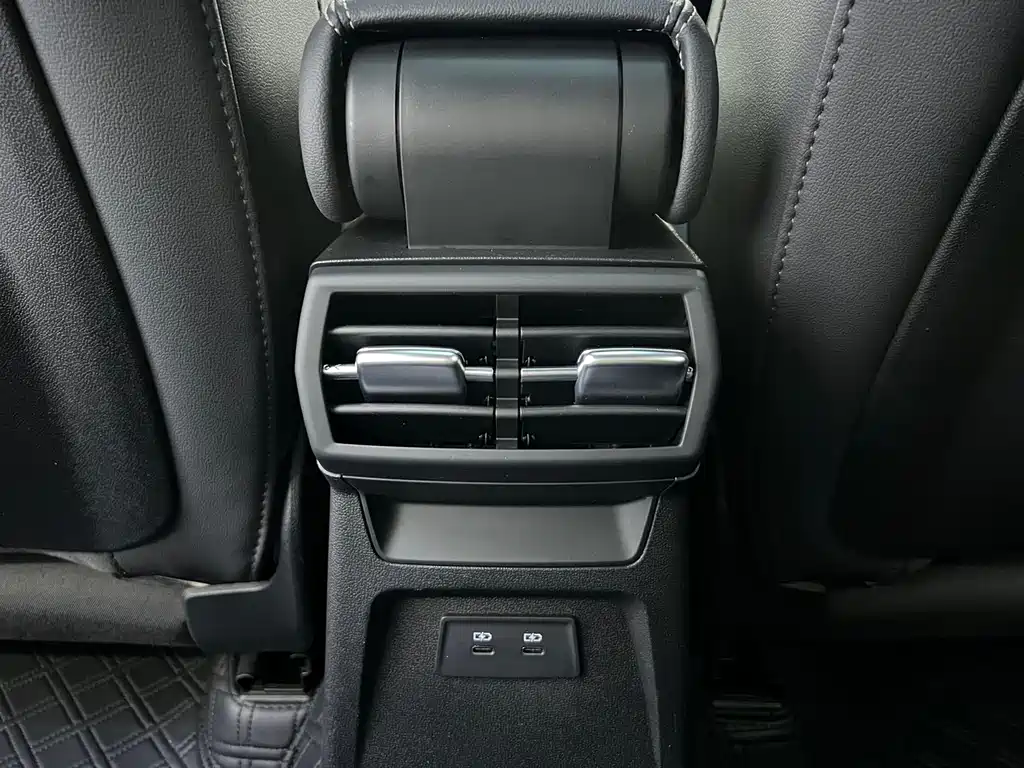 Audi A3 2022 — фото 11