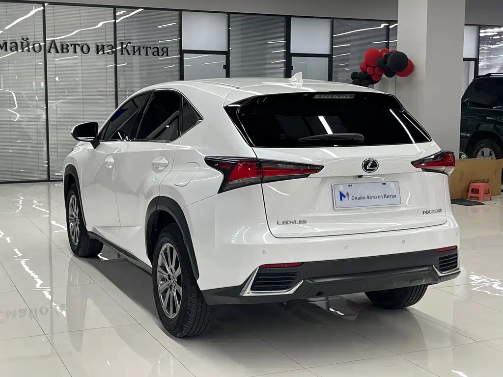 Lexus NX 2020 — фото 5