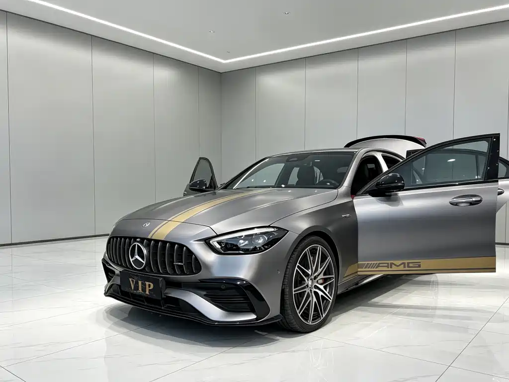 Mercedes-Benz C-Class AMG 2024 — фото 3