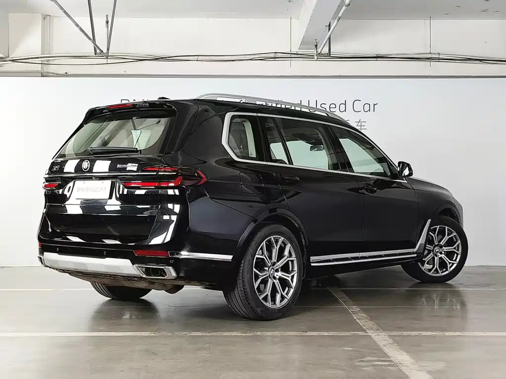 BMW X7 2025 — фото 10
