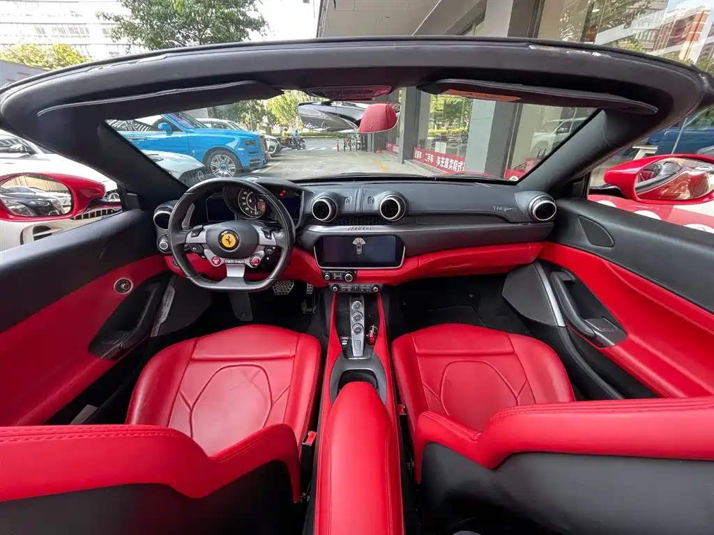 Ferrari Portofino 2019 — фото 15
