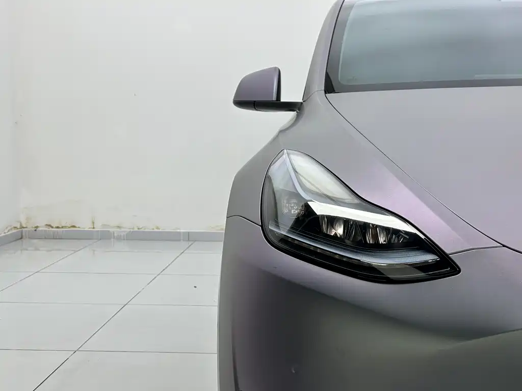 Tesla Model Y 2023 — фото 10