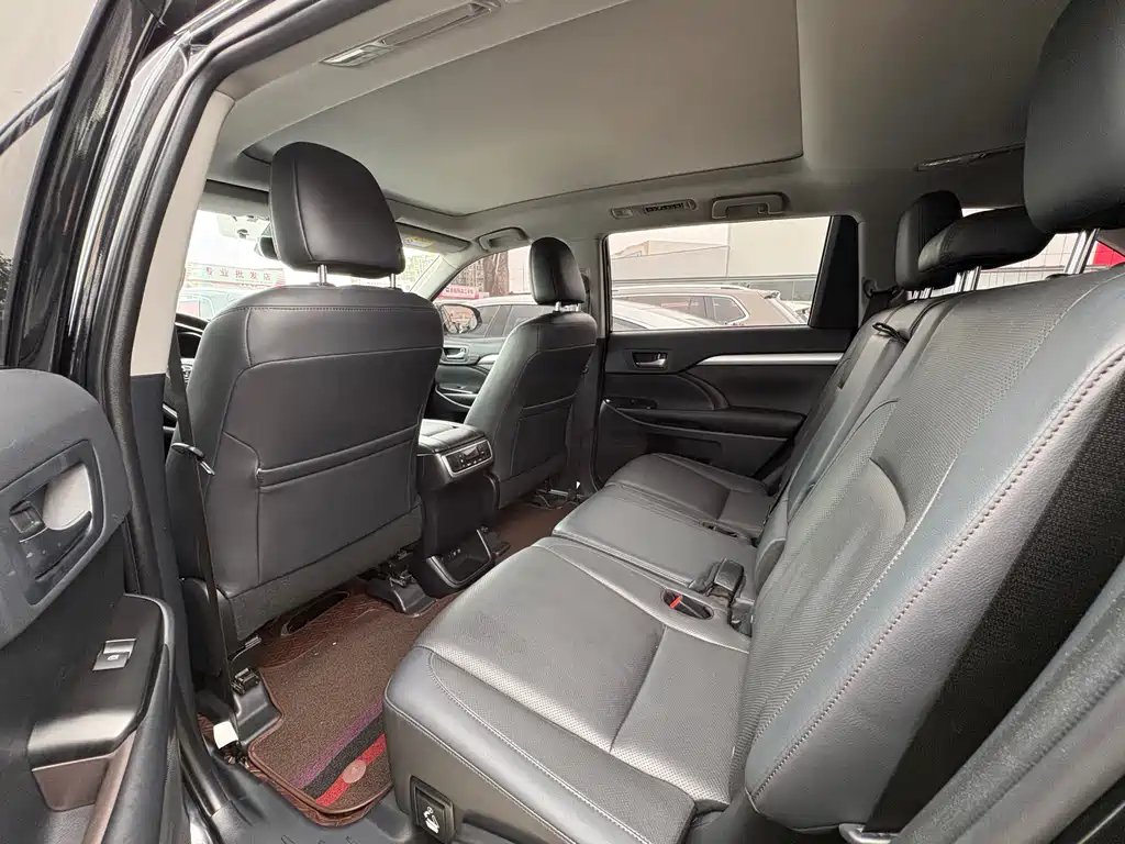 Toyota Highlander 2020