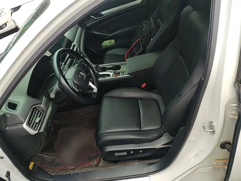 Honda Accord 2022 — фото 15