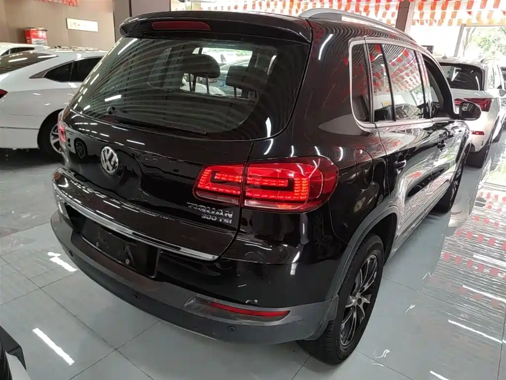 Volkswagen Tiguan 2016 — фото 7