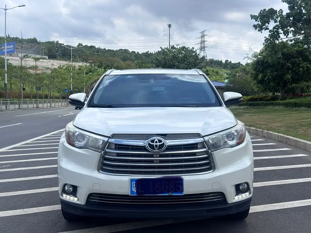 Toyota Highlander 2016 — фото 2