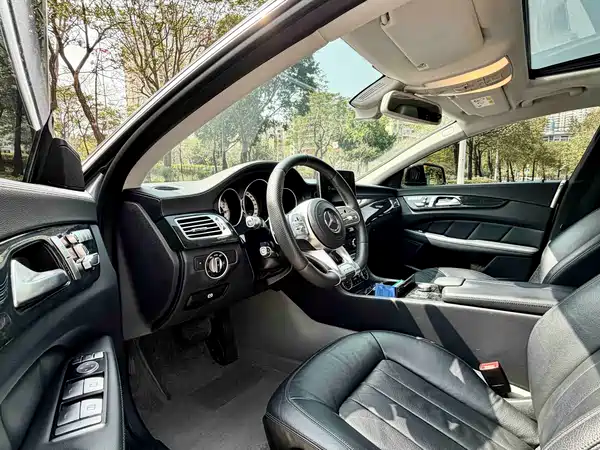 Mercedes-Benz CLS 2015