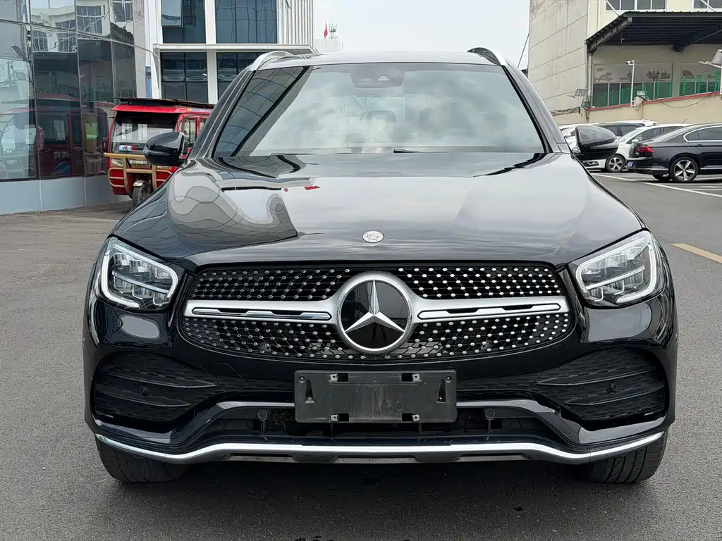 Mercedes-Benz GLC 2021 — фото 1