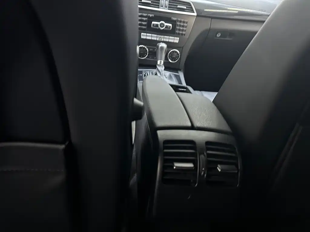 Mercedes-Benz C-Class 2013 — фото 12