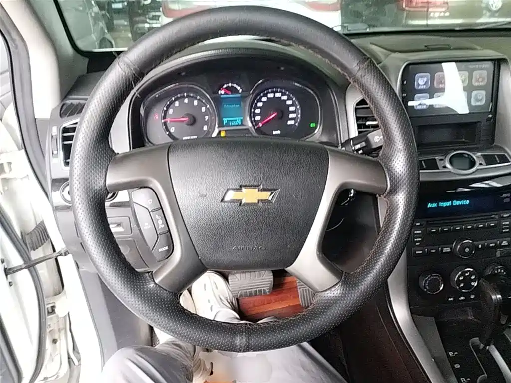 Chevrolet Captiva 2016 — фото 11