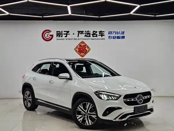 Mercedes-Benz GLA 2025