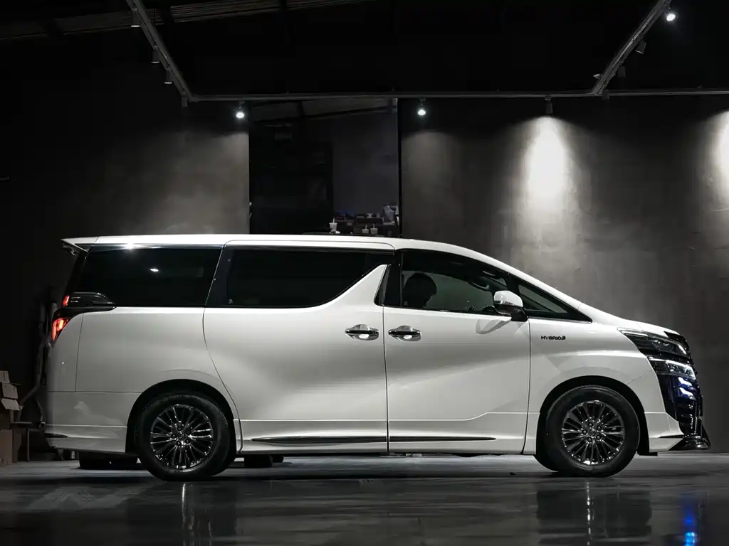 Toyota Vellfire 2019 — фото 6