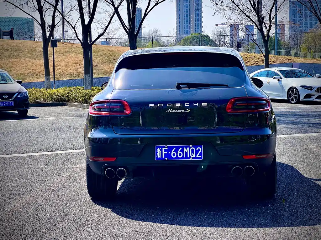 Porsche Macan 2016 — фото 5