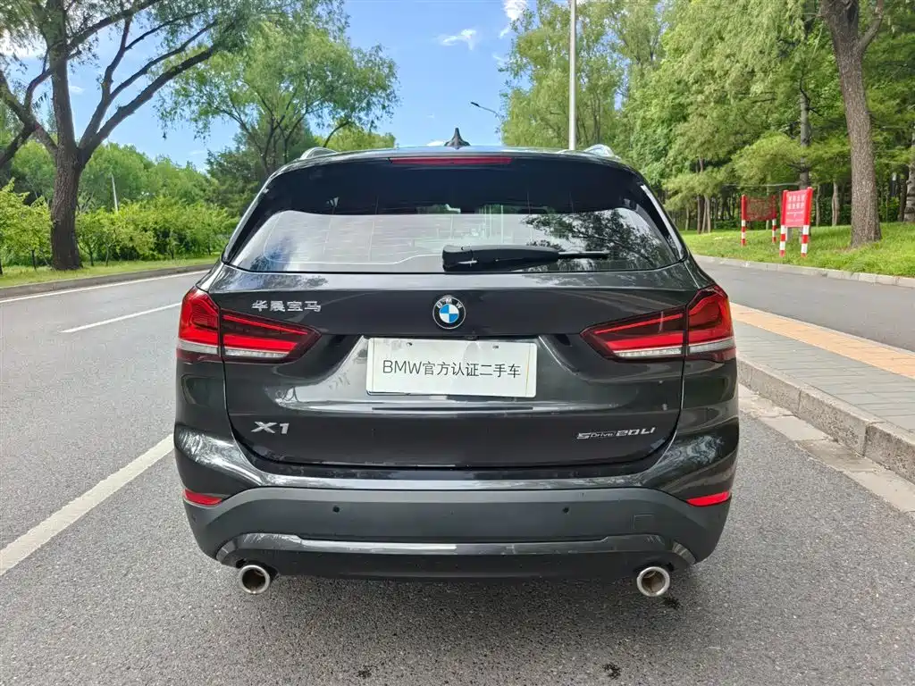 BMW X1 2021 — фото 11
