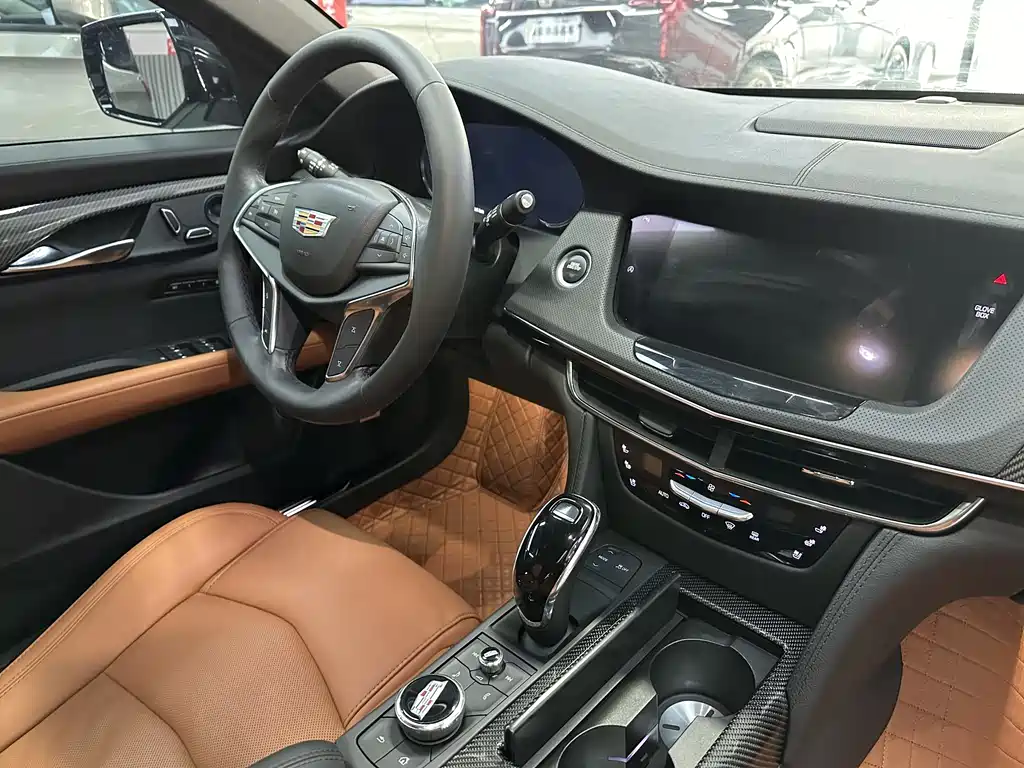 Cadillac CT6 2022 — фото 12