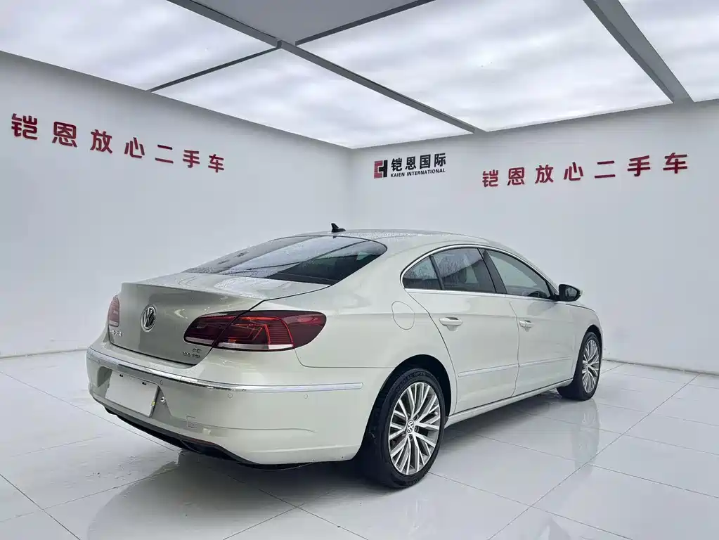 Volkswagen CC 2018 — фото 16