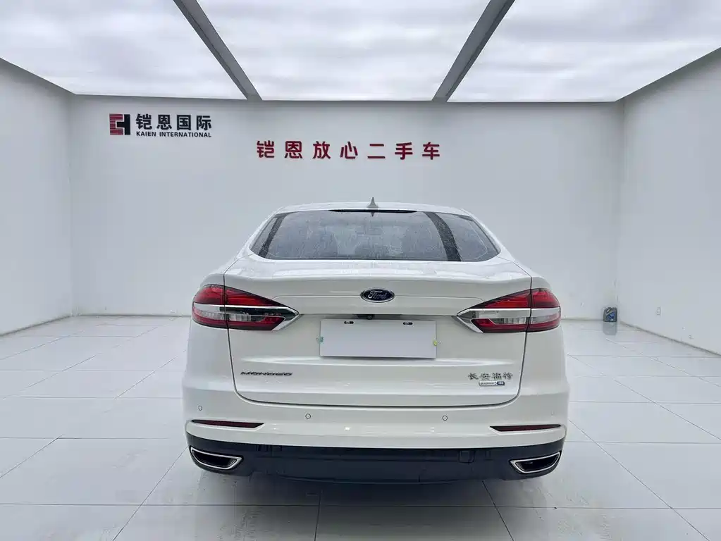 Ford Mondeo 2021 — фото 15
