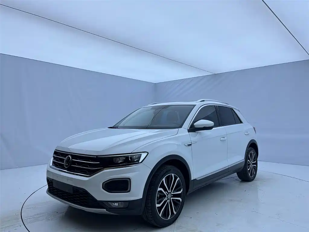 Volkswagen T-Roc 2022 — фото 1