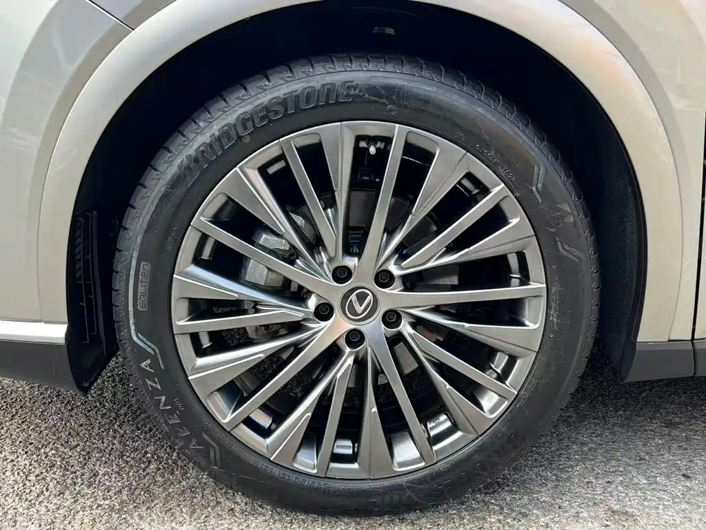 Lexus RX 2023 — фото 15