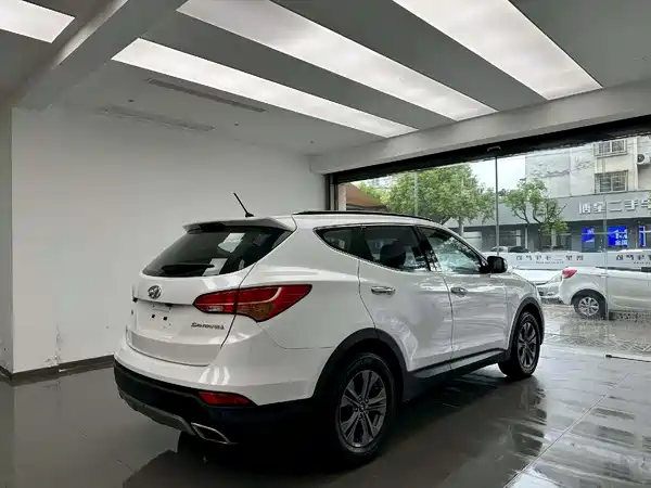 Hyundai Santa Fe 2014