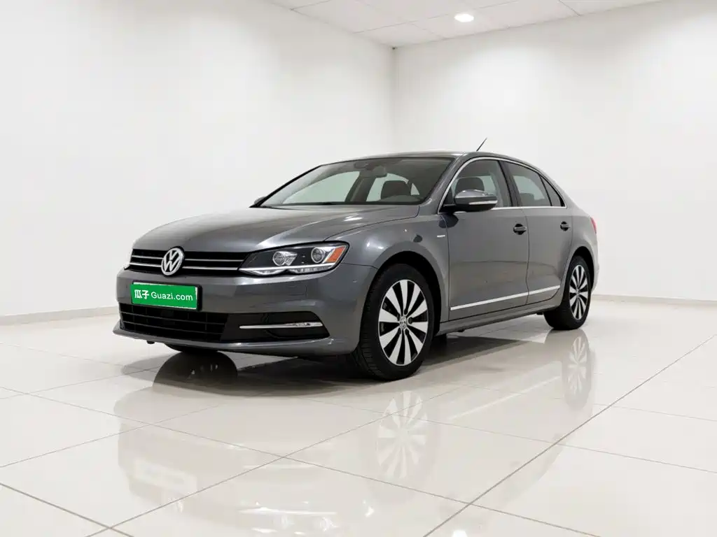 Volkswagen Sagitar 2016