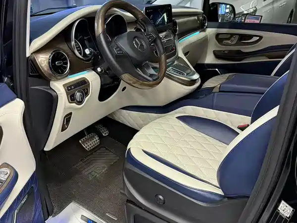 Mercedes-Benz V-Class 2021