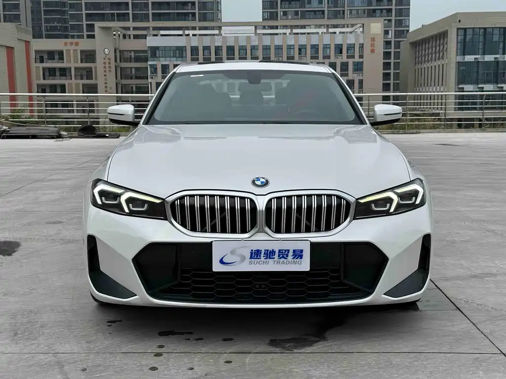 BMW 3 Series 2023 — фото 2