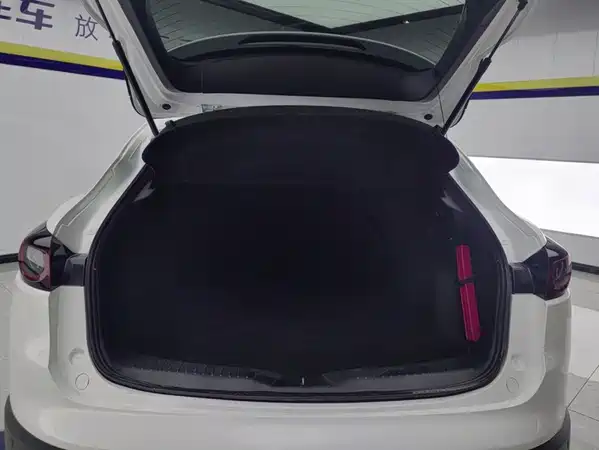 Mazda CX-4 2023