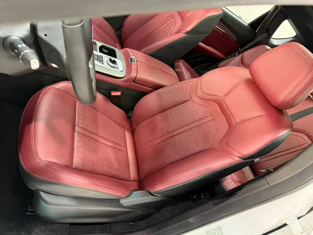 Jetour Jietu X70 PLUS 2025 — фото 12