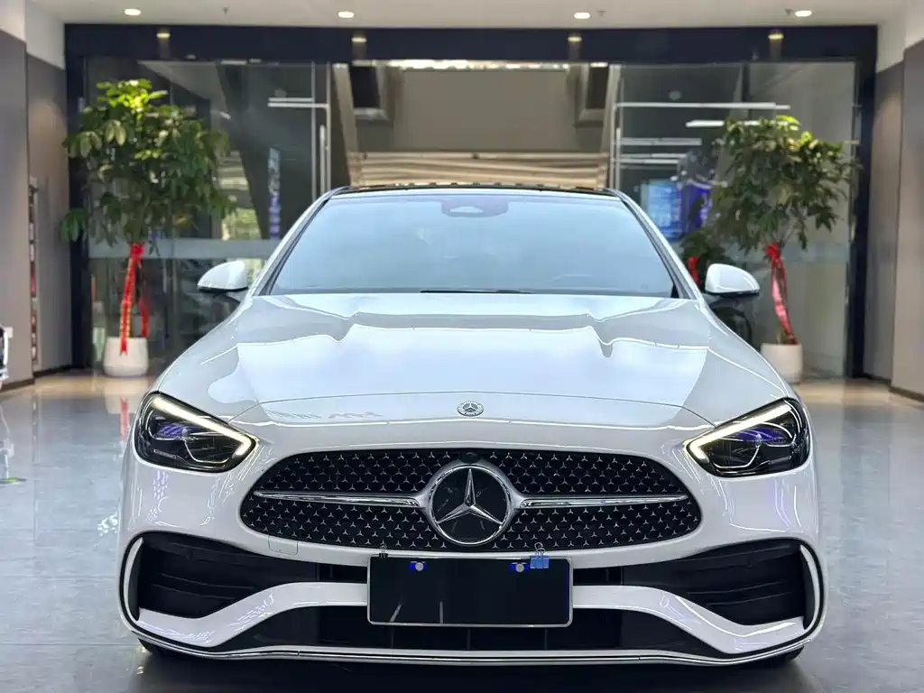 Mercedes-Benz C-Class 2022 — фото 2