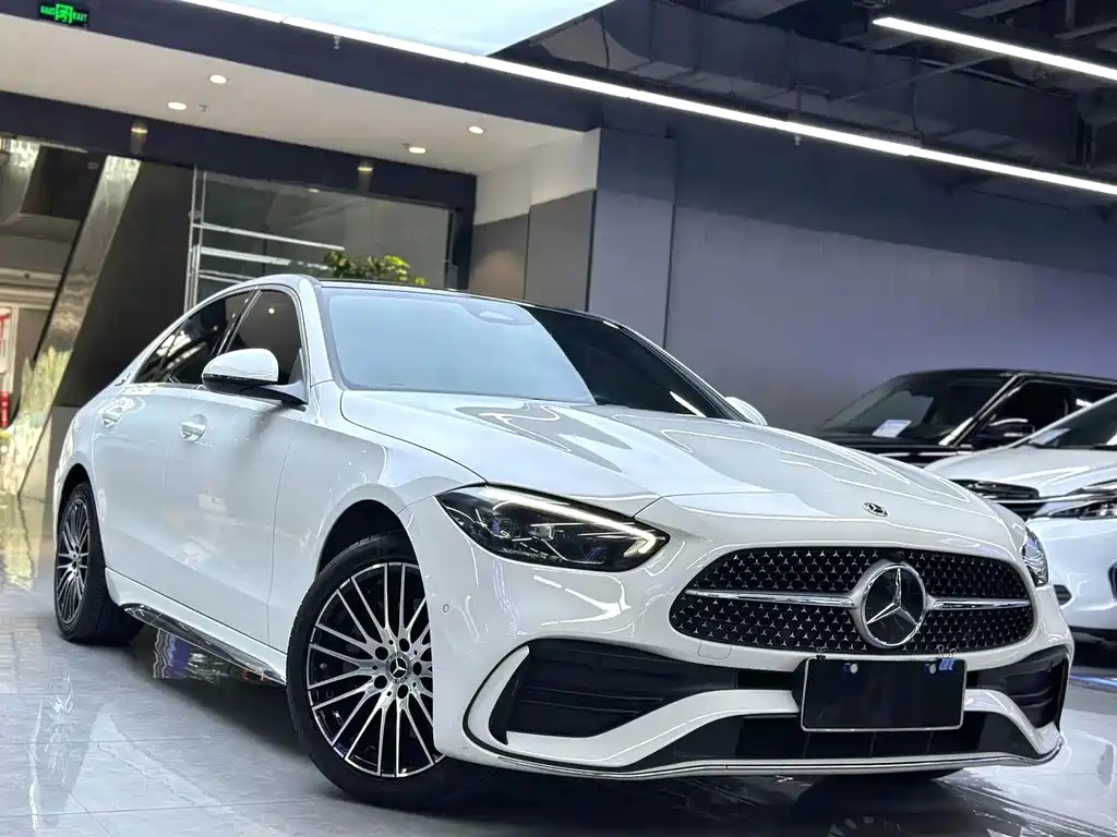 Mercedes-Benz C-Class 2022 — фото 3