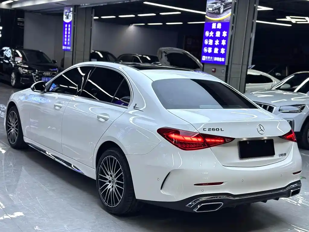 Mercedes-Benz C-Class 2022 — фото 11