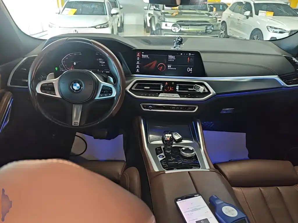 BMW X6 2023 — фото 10