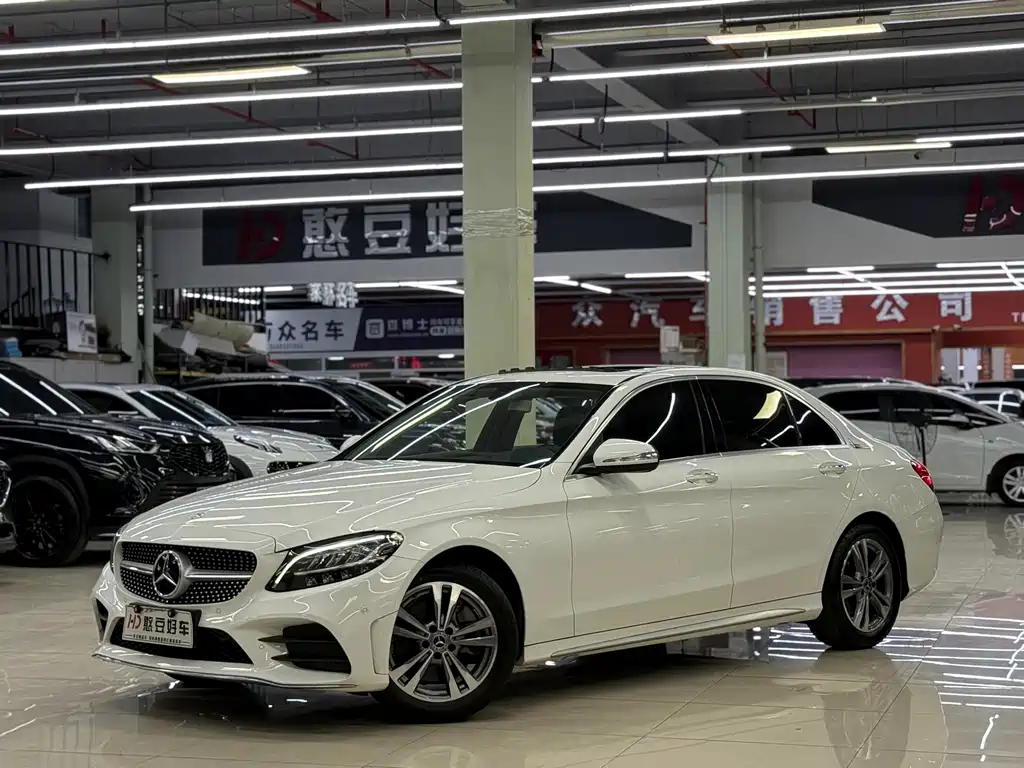 Mercedes-Benz C-Class 2020 — фото 1