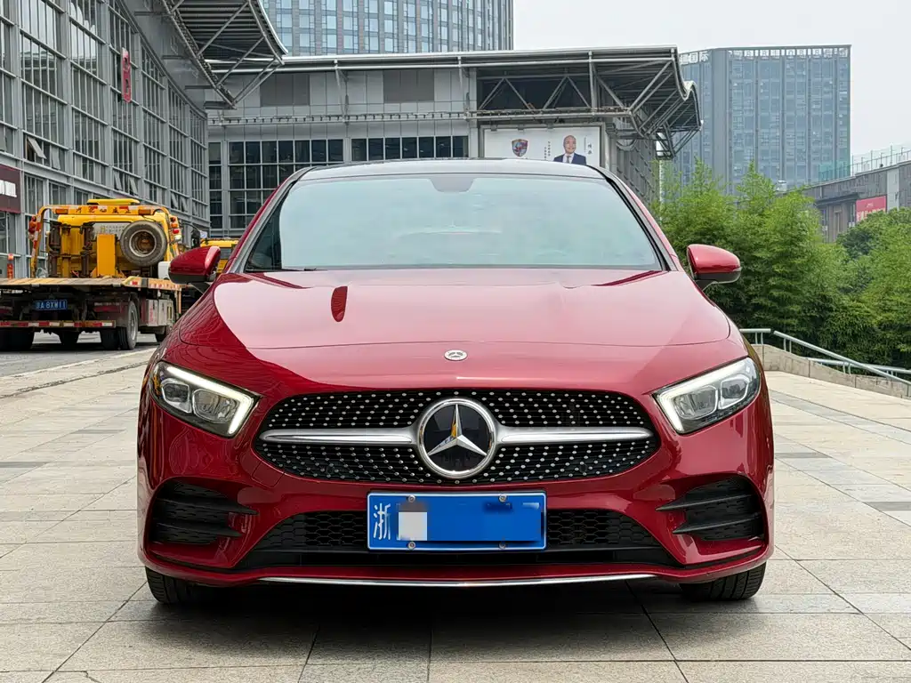 Mercedes-Benz A-Class 2021 — фото 4