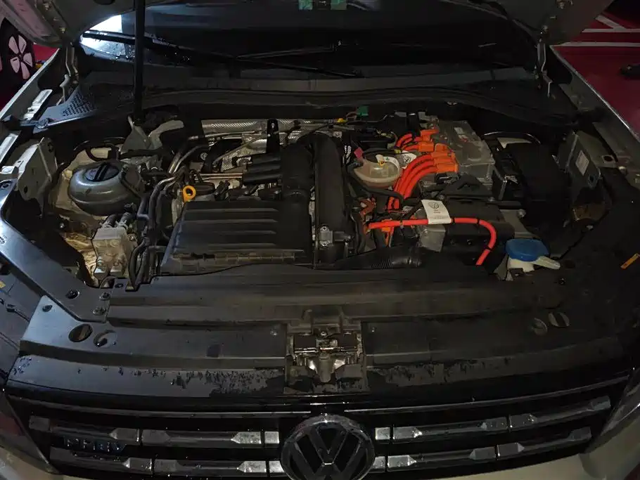Volkswagen Tiguan L PHEV 2020 — фото 10