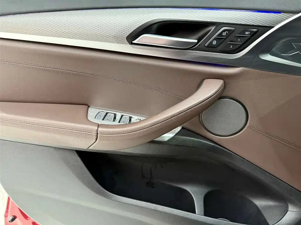 BMW X4 2021 — фото 21