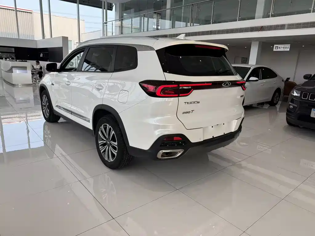 Chery Tiggo 8 2019 — фото 12