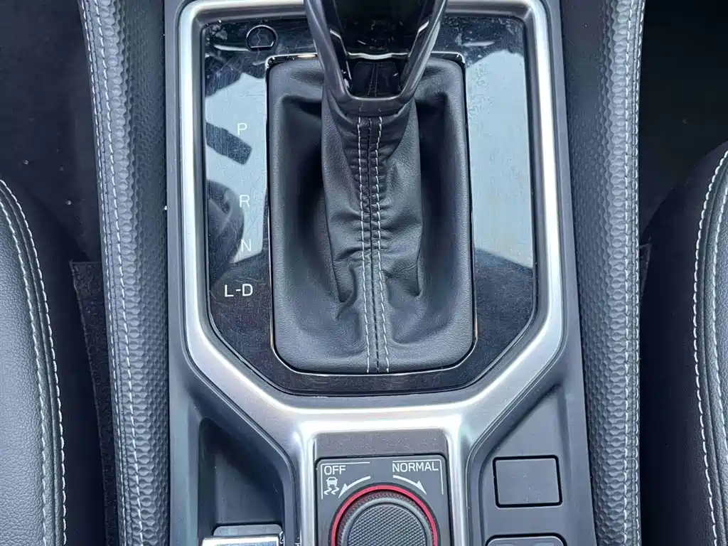 Subaru Forester 2022 — фото 19