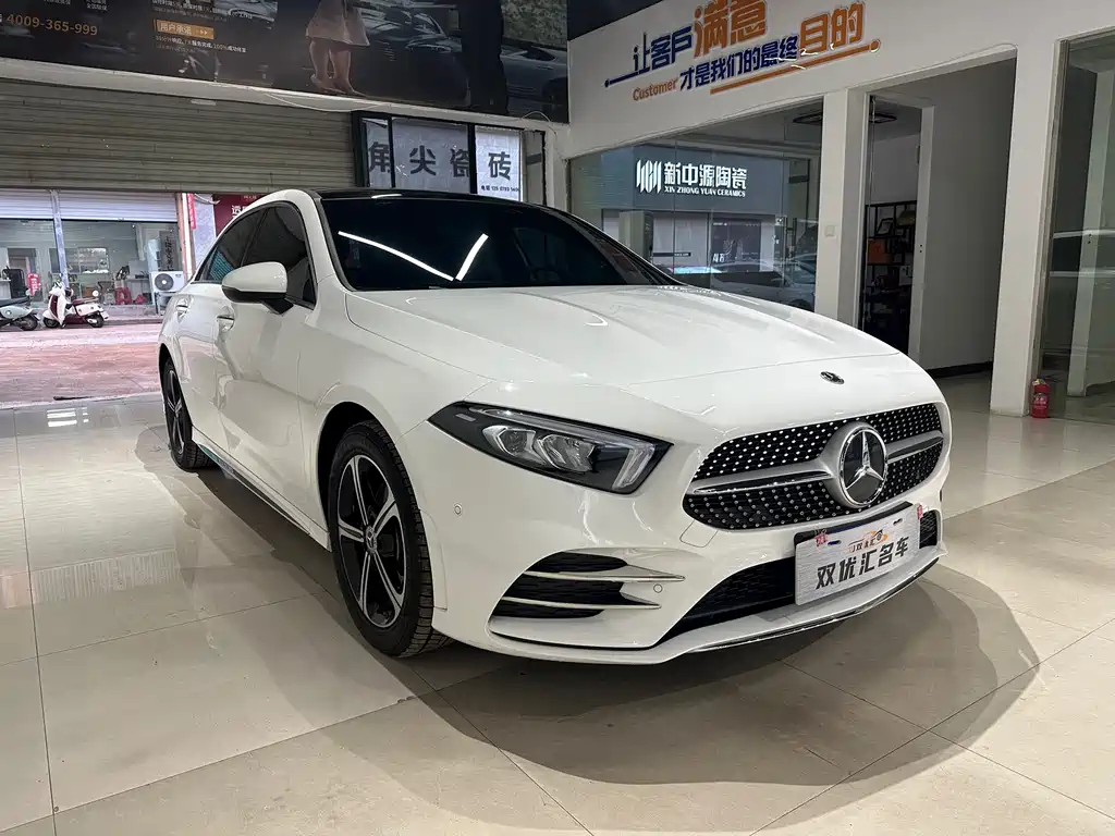 Mercedes-Benz A-Class 2022 — фото 3