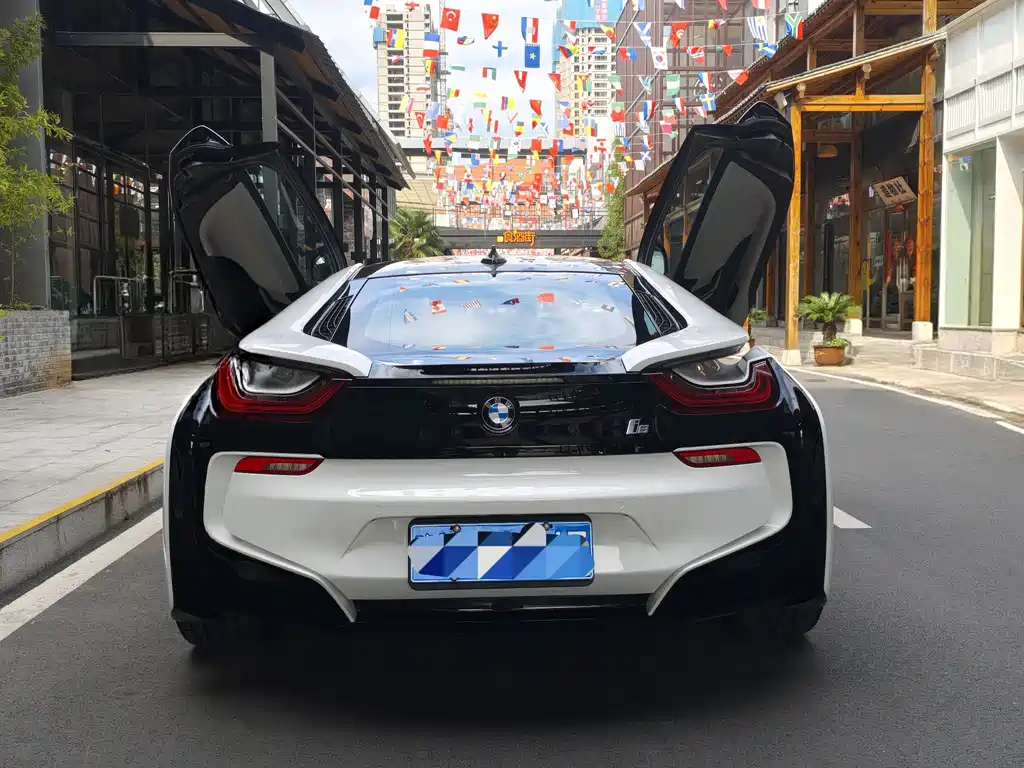 BMW i8 2017