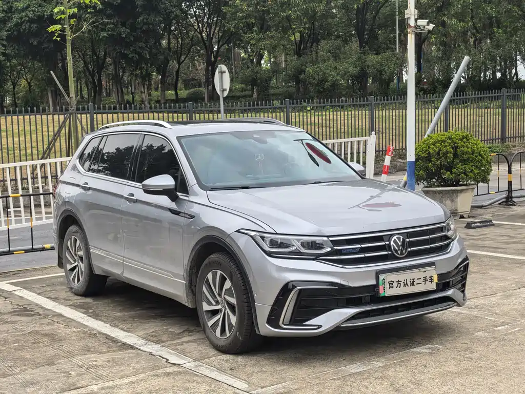 Volkswagen Tiguan L New Energy 2022 — фото 3