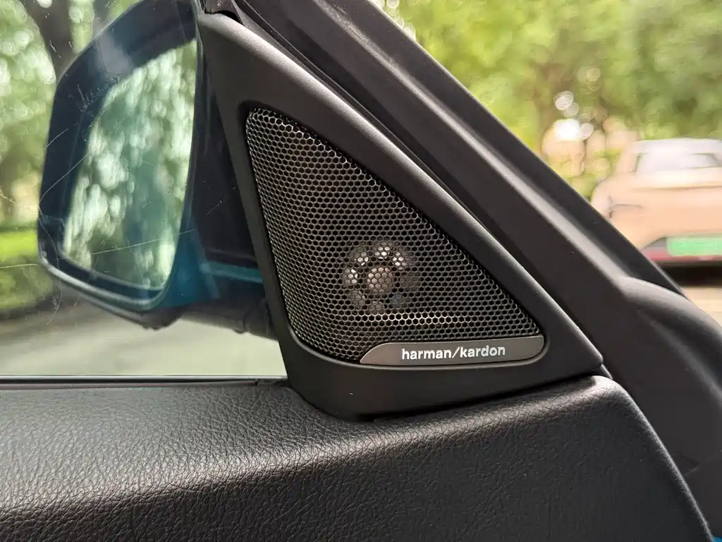 BMW 4 Series 2018 — фото 19