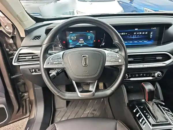 Bestune T77 2019
