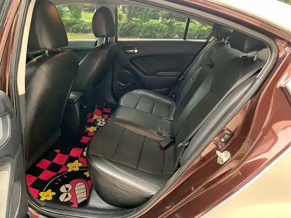 Kia K3 2013