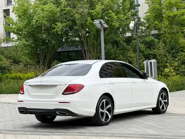 Mercedes-Benz E-Class 2017